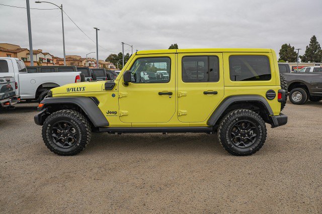 Used 2023 Jeep Wrangler Unlimited w/ Cold Weather Group AWD/4WD image 7