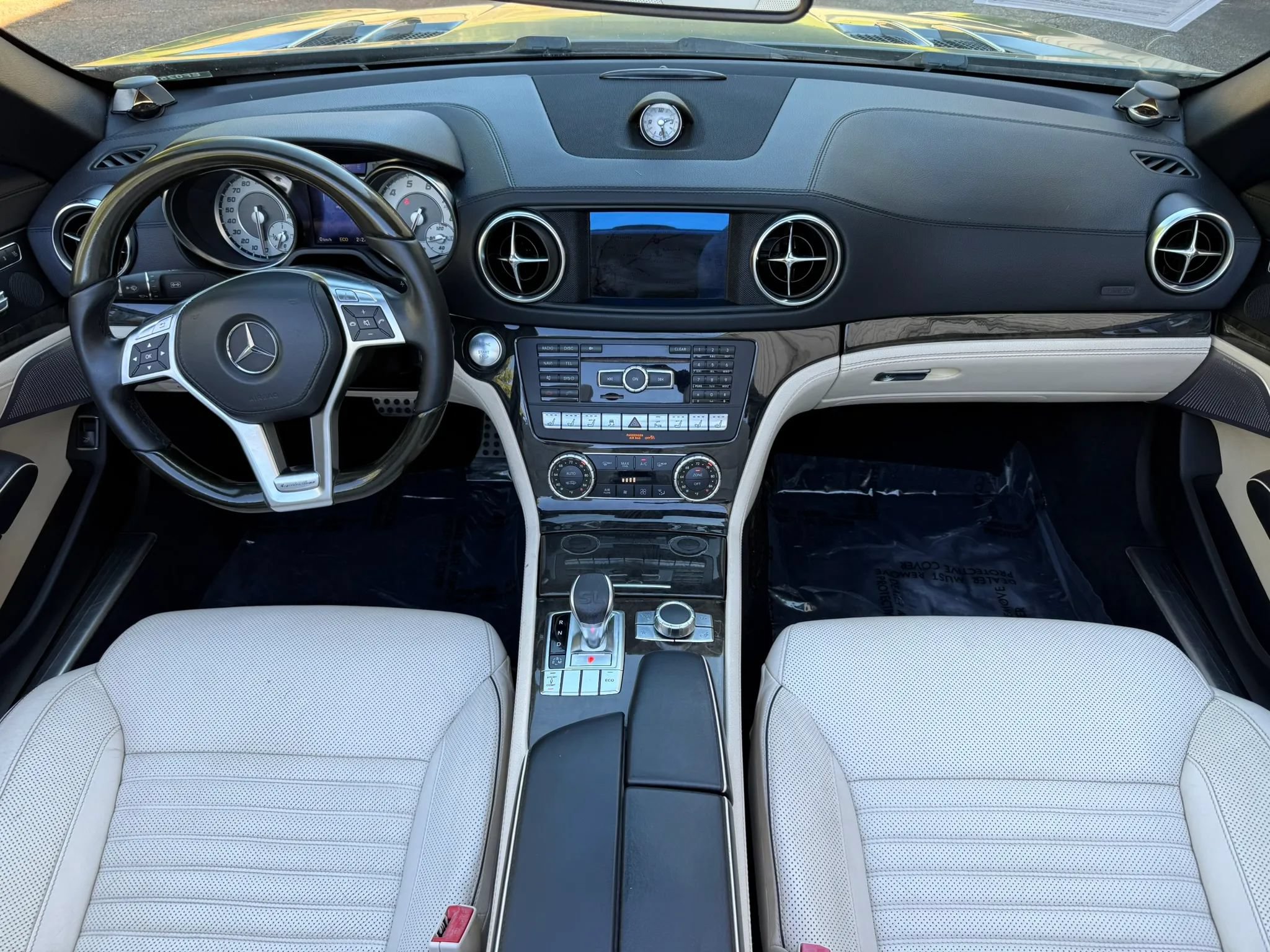 Used 2014 Mercedes-Benz SL 550 w/ Sport Wheel Package image 22