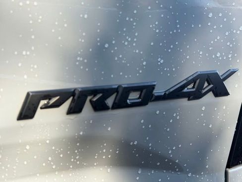 Used 2024 Nissan Frontier PRO-4X w/ Off-Road Protection Package image 44