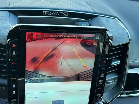 New 2025 RAM 2500 Limited image 17