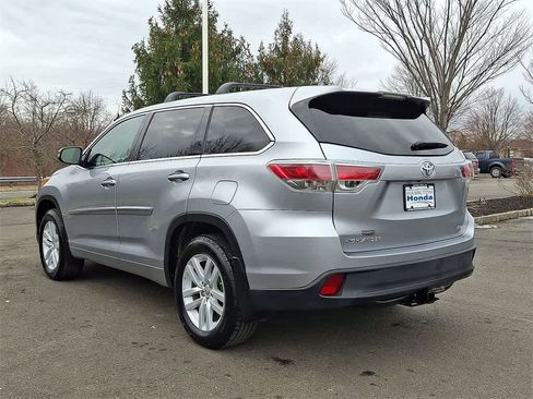 Used 2015 Toyota Highlander Plus image 18