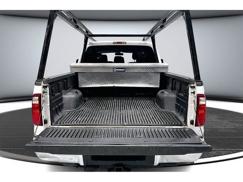 Used 2016 Ford F250 XLT image 33