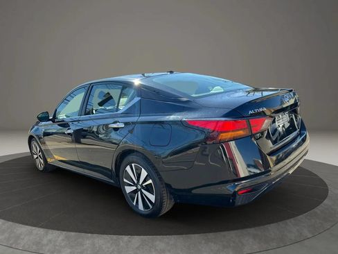 Used 2021 Nissan Altima 2.5 SV FWD image 8