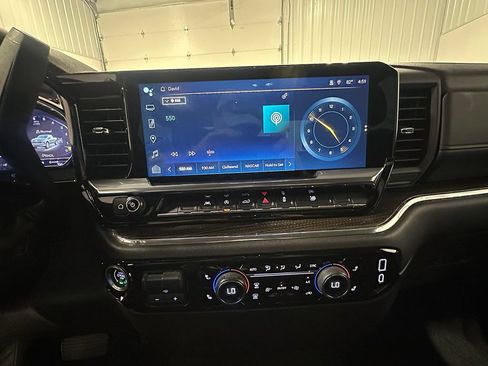 Used 2023 Chevrolet Silverado 1500 RST AWD/4WD image 35