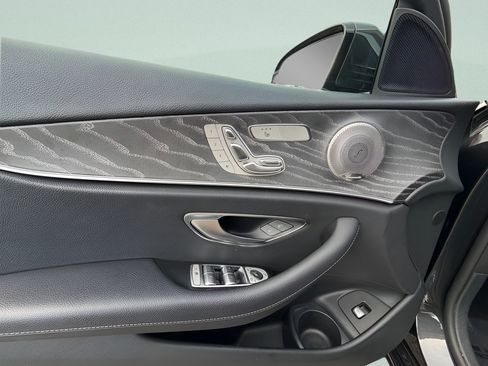 Used 2021 Mercedes-Benz E 350 4MATIC Sedan image 11