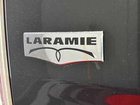 Used 2016 RAM 1500 Laramie w/ Convenience Group AWD/4WD image 32