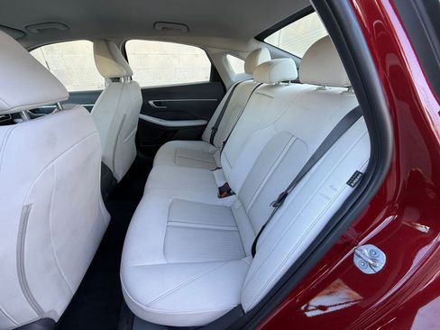 Used 2025 Hyundai Sonata SEL image 24