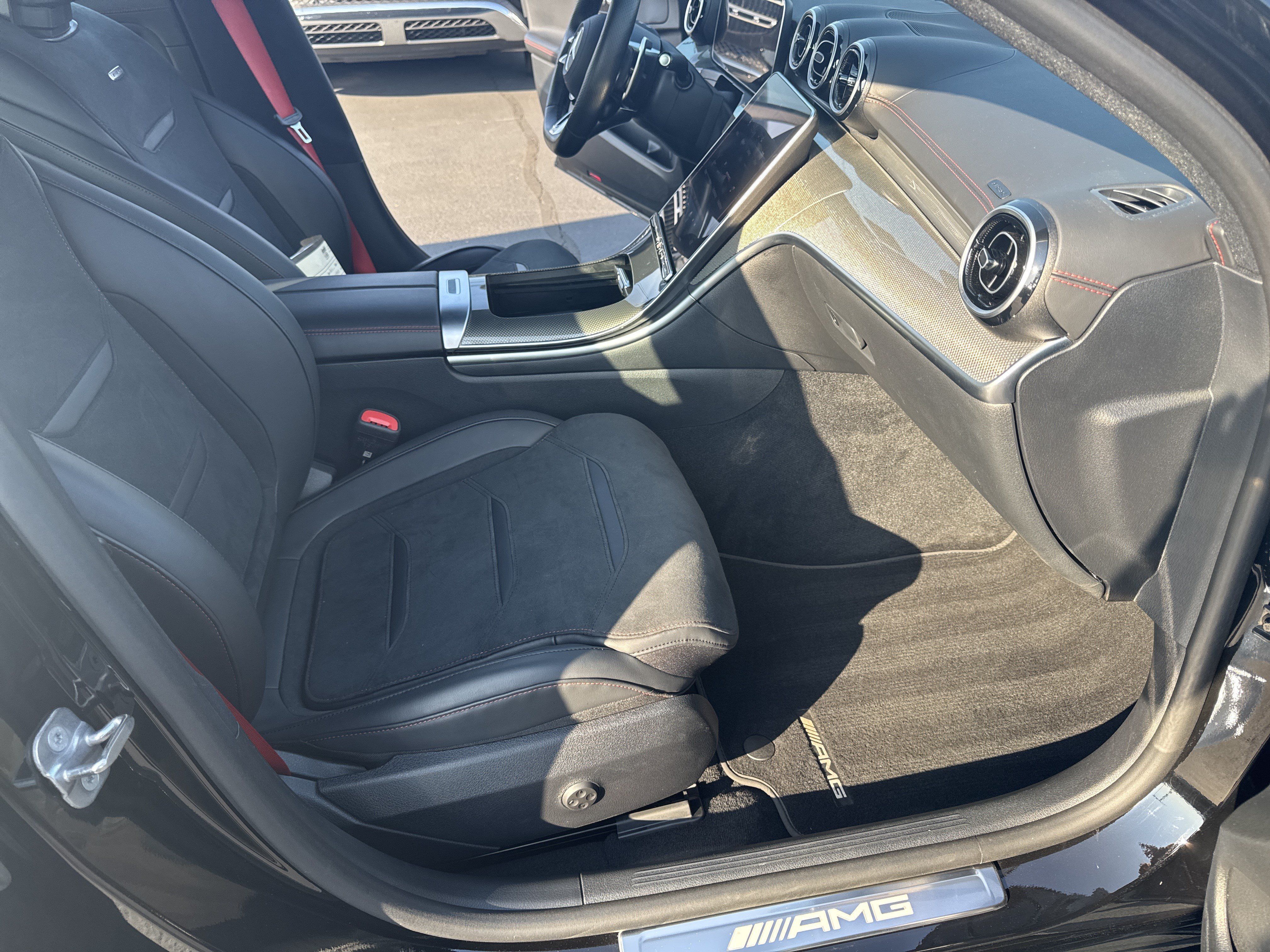 Used 2024 Mercedes-Benz C 43 AMG 4MATIC Sedan image 35