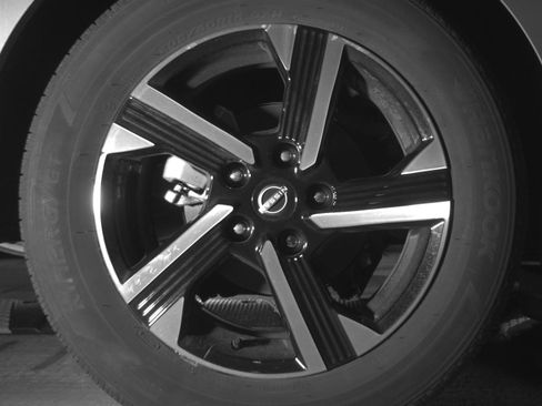 Used 2025 Nissan Sentra SV FWD image 15