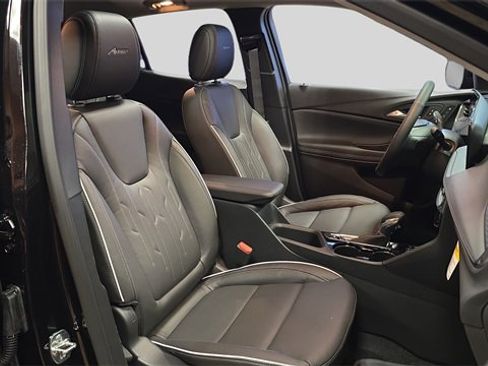 New 2026 Buick Encore GX Avenir w/ Avenir Technology Package image 12
