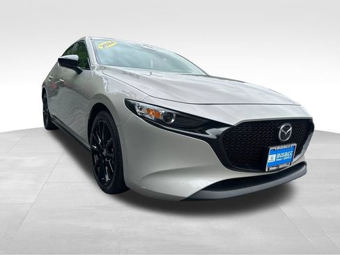 Used 2024 MAZDA MAZDA3 s FWD image 10