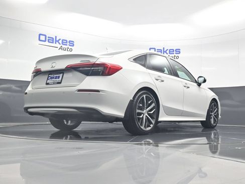 Used 2024 Honda Civic Touring image 43