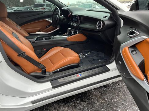 Used 2019 Chevrolet Camaro SS image 38