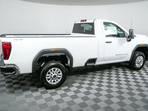 New 2026 GMC Sierra 2500 Pro w/ 1SA Pro Safety Plus Package AWD/4WD image 2
