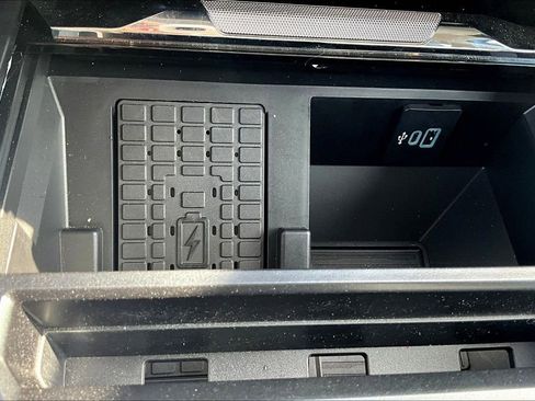 Used 2025 Ford F250 Lariat AWD/4WD image 18