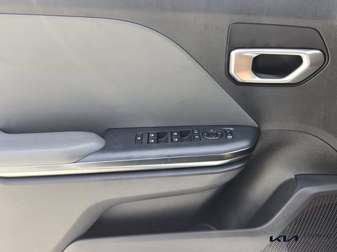 Certified 2025 Kia K4 FWD image 29