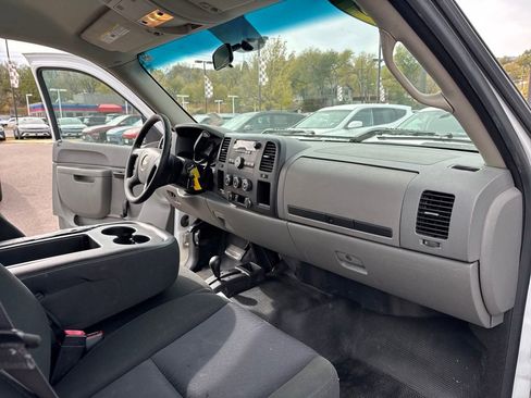 Used 2013 Chevrolet Silverado 1500 W/T image 30