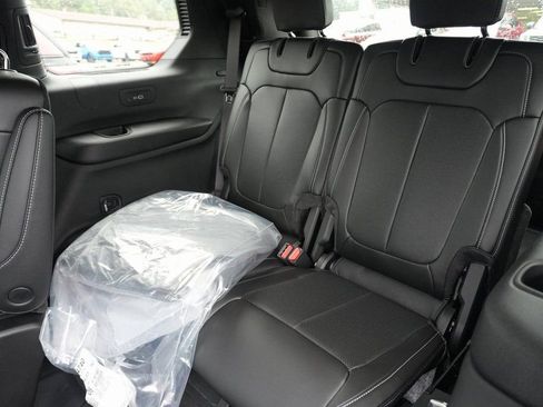 New 2025 Jeep Grand Cherokee L Limited w/ Luxury Tech Group II image 30