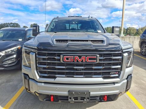 Certified 2024 GMC Sierra 3500 AT4 w/ AT4 Premium Plus Package AWD/4WD image 3