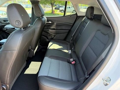 New 2026 Chevrolet Trax LT image 15