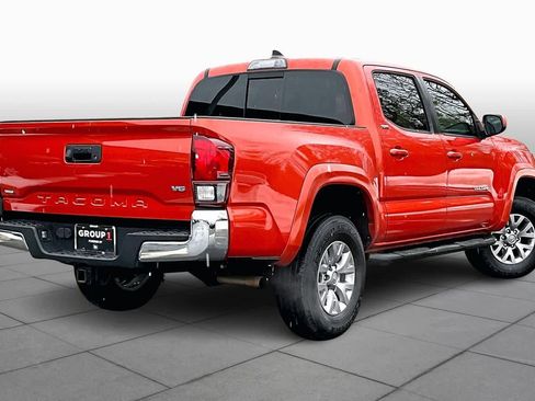 Used 2018 Toyota Tacoma SR5 image 12