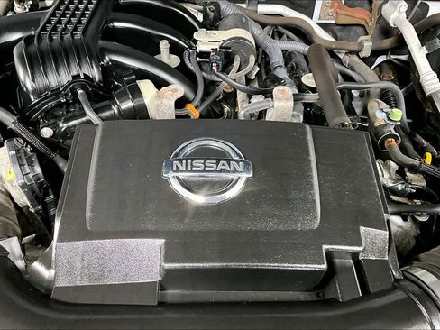 Used 2015 Nissan Xterra S image 31