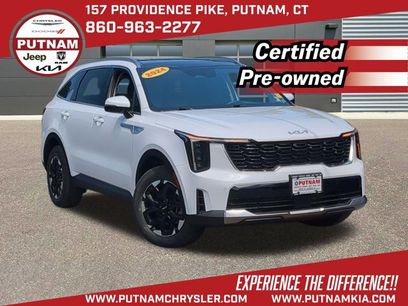 Certified 2024 Kia Sorento S w/ Panoramic Sunroof Package