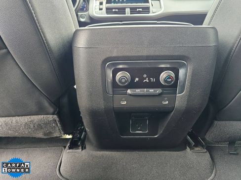 Used 2024 Chevrolet Tahoe LT AWD/4WD image 36