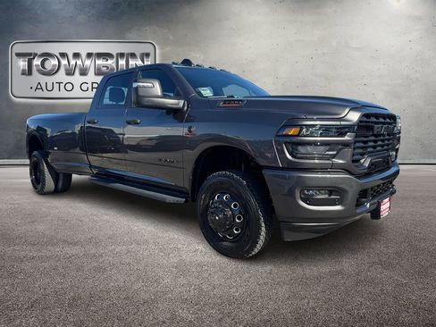 Used 2025 RAM 3500 Big Horn image 2