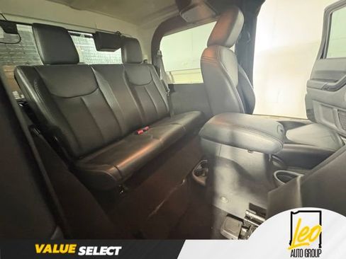 Used 2016 Jeep Wrangler Sahara AWD/4WD image 17