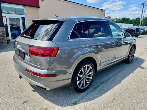Used 2017 Audi Q7 3.0T Prestige AWD/4WD image 5