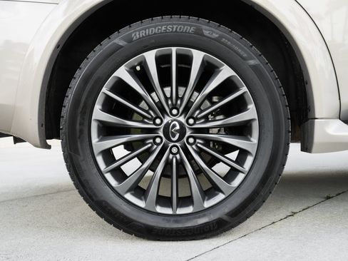 Used 2023 INFINITI QX80 Sensory w/ Cargo Package AWD/4WD image 13