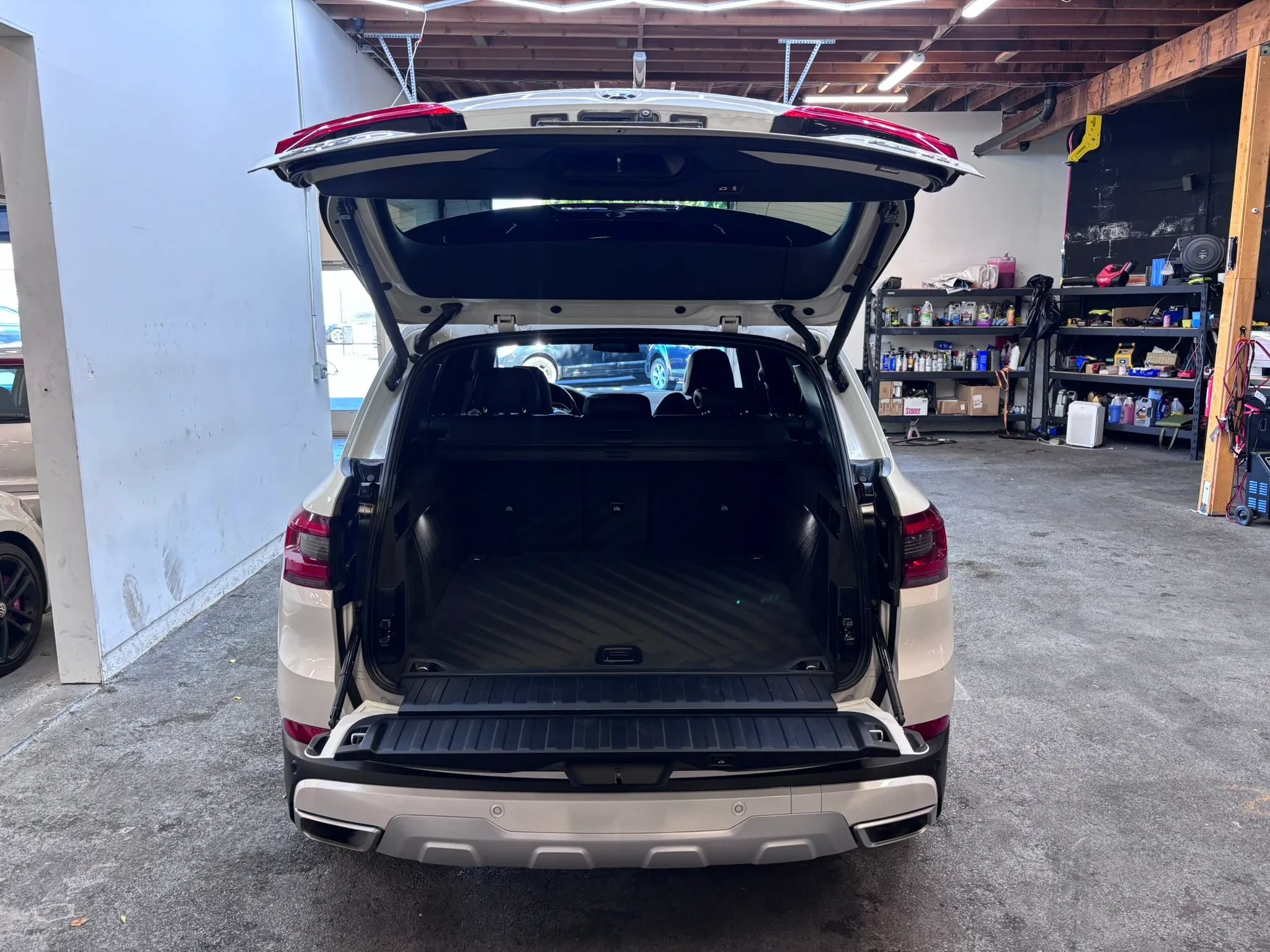 Used 2019 BMW X5 xDrive40i w/ Convenience Package AWD/4WD image 25