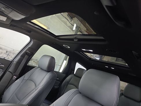 Used 2023 Buick Enclave Premium w/ Experience Buick Package AWD/4WD image 34