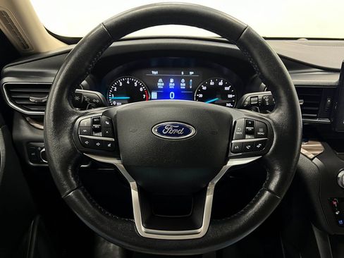 Used 2020 Ford Explorer Limited AWD/4WD image 22