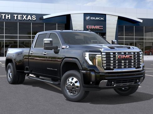 New 2026 GMC Sierra 3500 Denali w/ Denali Reserve Package AWD/4WD image 7