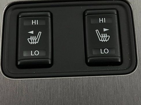 Used 2023 Nissan Murano SV image 22