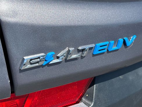Used 2023 Chevrolet Bolt EUV LT w/ Driver Confidence Package FWD image 13