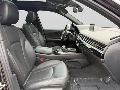 Used 2019 Audi Q7 3.0T Prestige w/ Prestige Package AWD/4WD image 35
