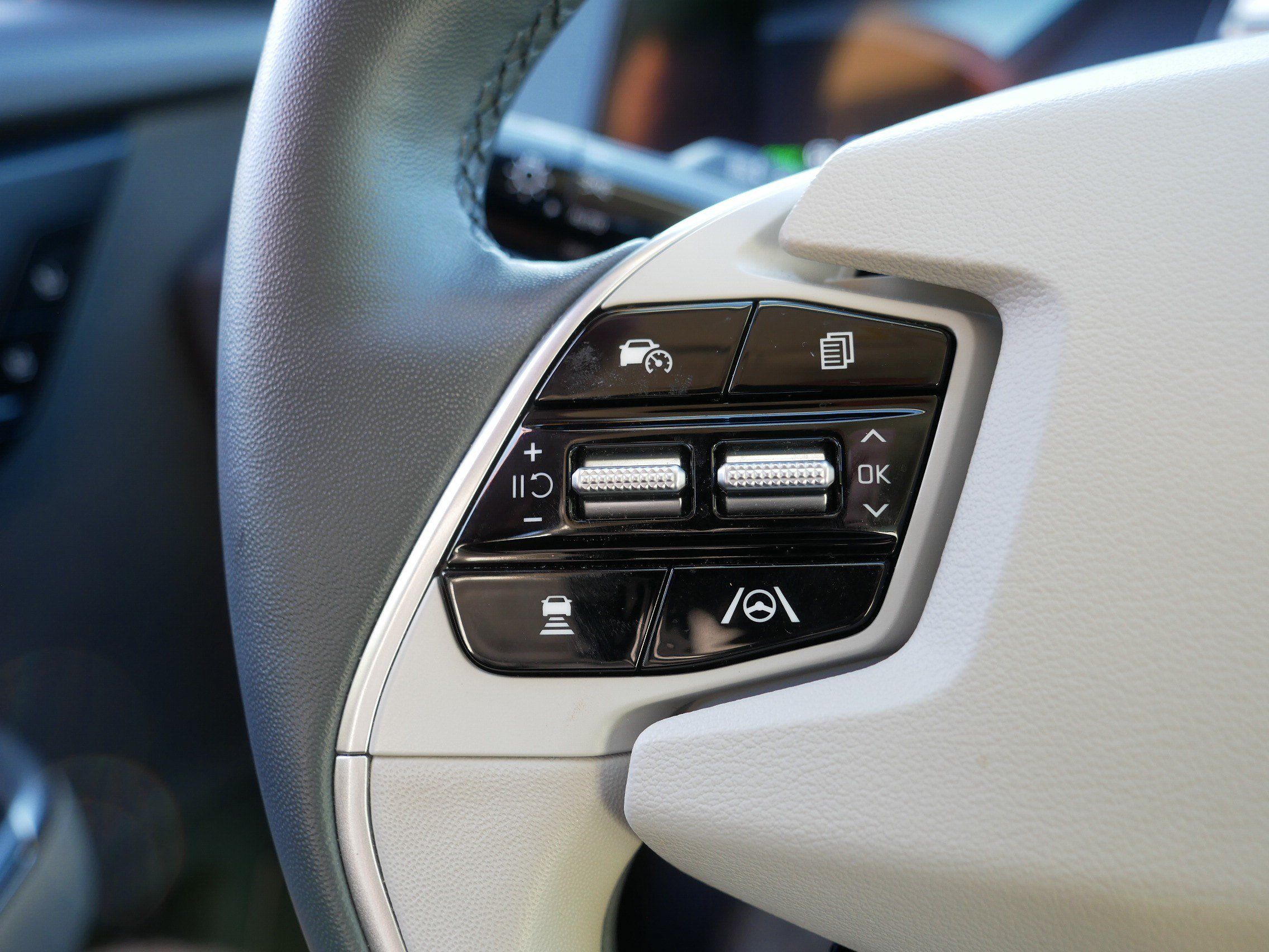 Certified 2023 Kia EV6 Wind w/ Wind Technology Package AWD/4WD image 28