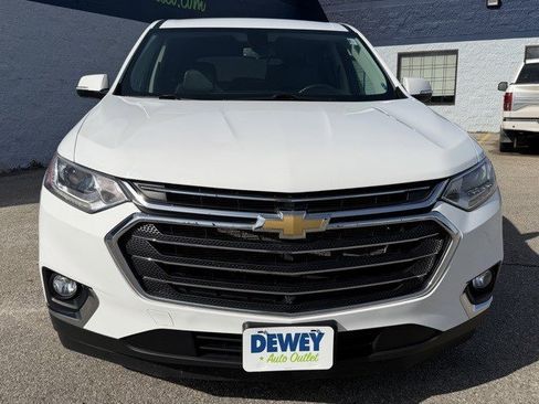 Used 2020 Chevrolet Traverse LT w/ LT Premium Package image 9