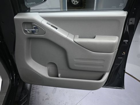 Used 2019 Nissan Frontier SV w/ Value Truck Package AWD/4WD image 34