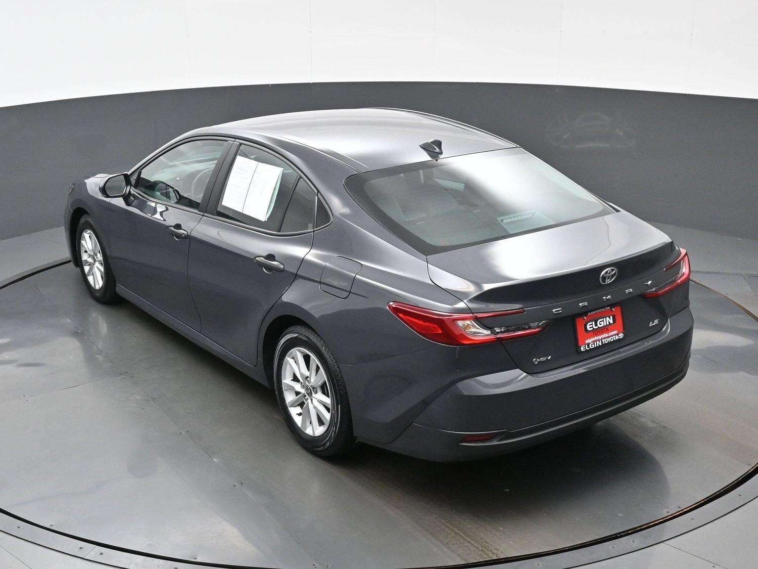 Used 2025 Toyota Camry LE FWD image 38