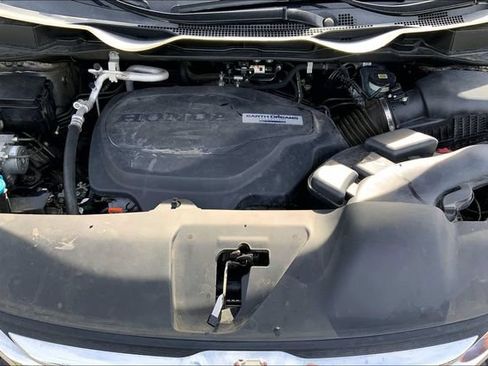 Used 2018 Honda Odyssey EX image 9