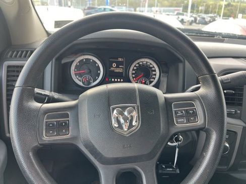 Used 2014 RAM 1500 Express image 12