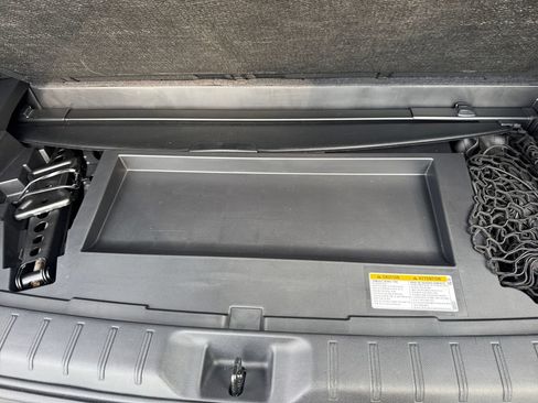 Used 2024 Toyota Grand Highlander AWD Hybrid image 17