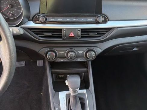 Used 2024 Kia Forte LXS image 22