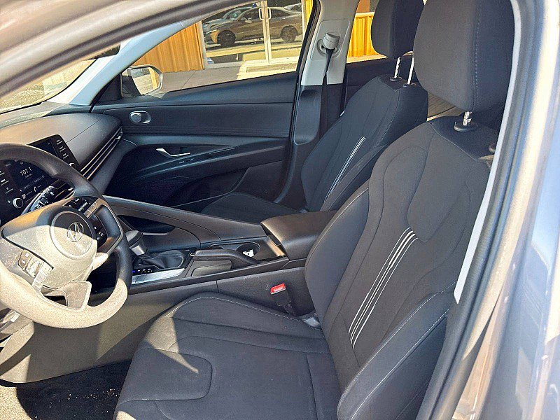 Used 2023 Hyundai Elantra SEL FWD image 10