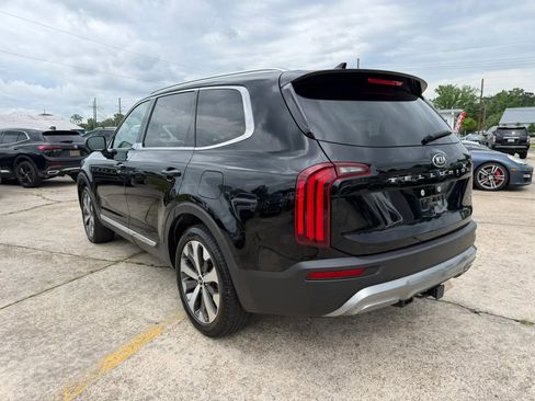 Used 2021 Kia Telluride EX w/ EX Premium Package FWD image 3