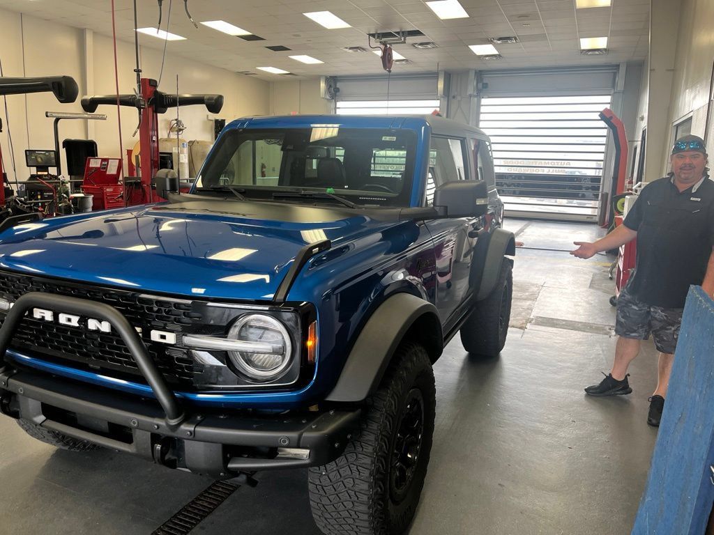 Used 2022 Ford Bronco Wildtrak AWD/4WD image 3